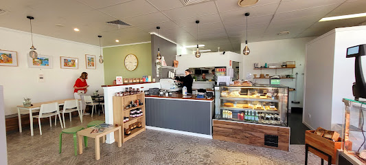 The Walkway Village Café