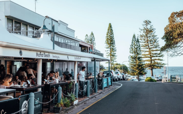 Moffat Beach Brewing – Beachside
