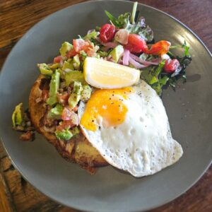 Moffat Beach Brewing – Beachside
