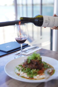 Acqua Restaurant & Bar